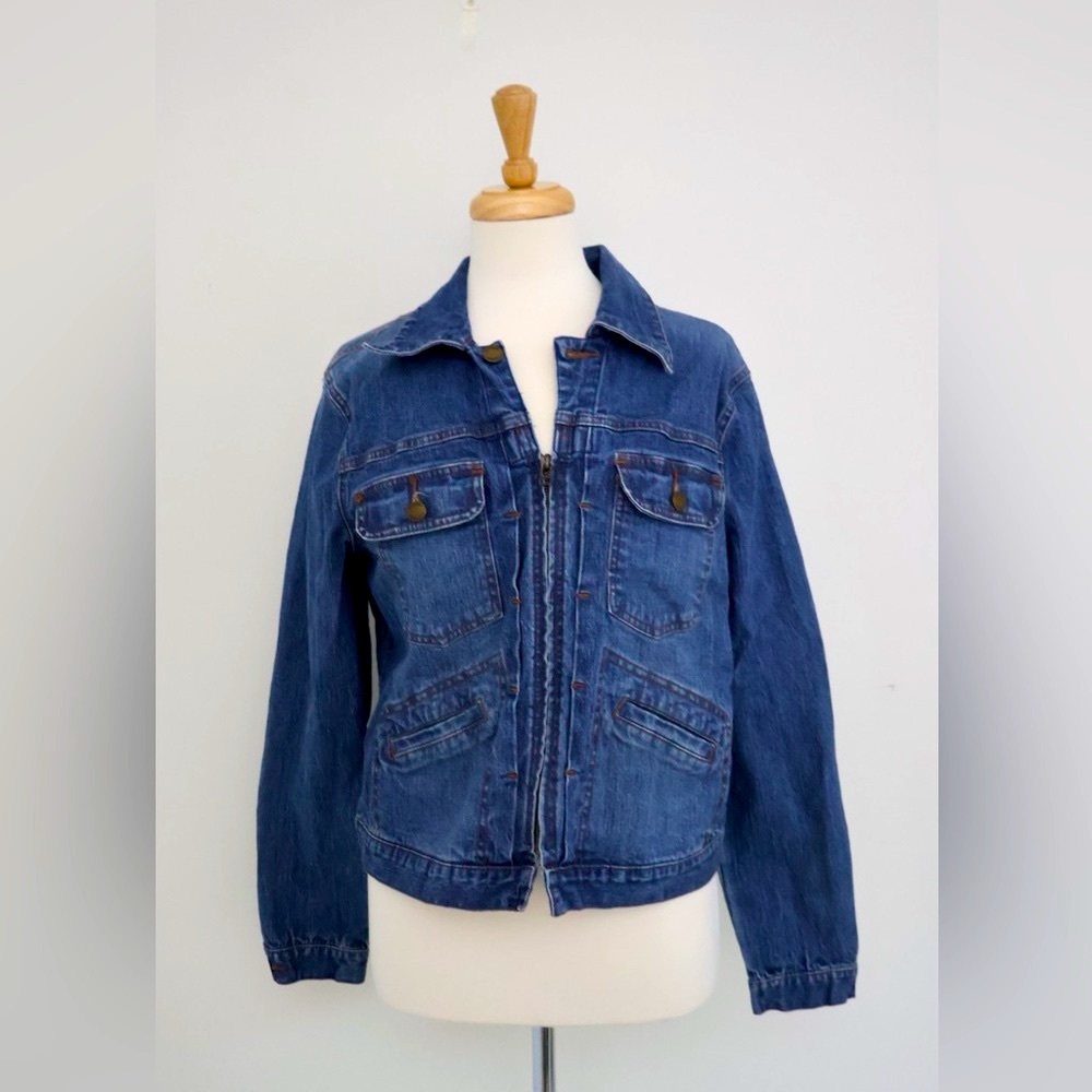 Women’s Villager Denim Jean Jacket with Pockets and Zipper Closure Size 14